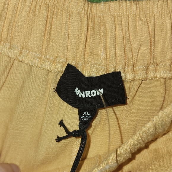 Monrow High Waist Yellow and Orange Shorts with Flared Hem - Picture 5 of 5